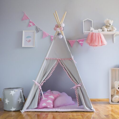 Grey and Pink šator with Pom Poms